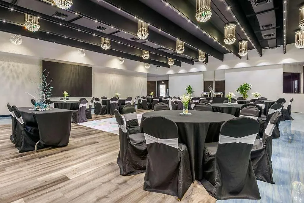 Quality Inn And Conference Center Tampa-Brandon  Tampa