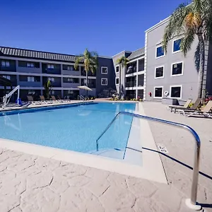 La Quinta By Wyndham Near Busch Gardens *** Tampa