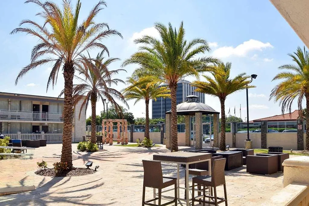 Quality Inn And Conference Center Tampa-Brandon 2*, Tampa